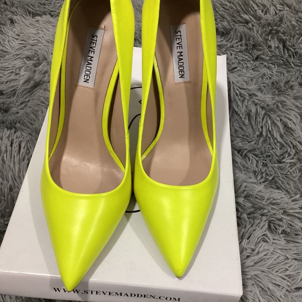 Steve Madden heels